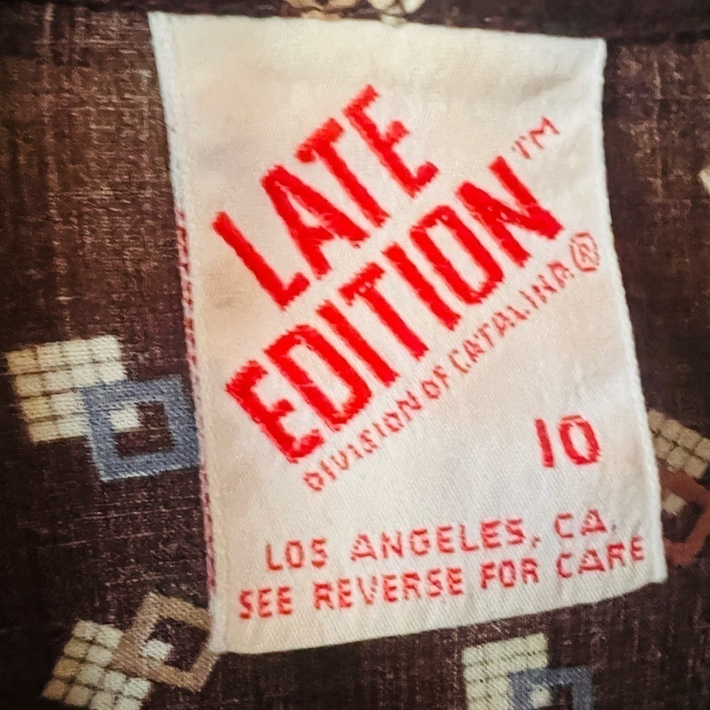 Vintage Blouse, 1970s Brown Graph Print Top Size Small - Picture 3 of 5